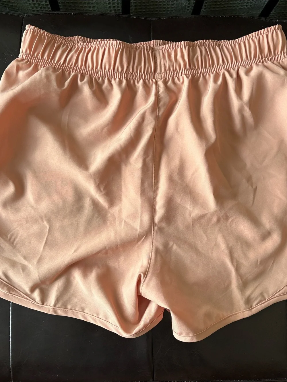 Women’s Nike Tempo Mid Rise 3” Peach Running Shorts NWT